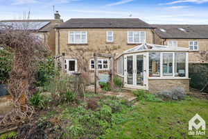 Photo 25- click for photo gallery